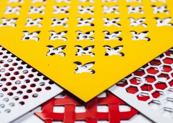 Lamiera metallica perforata decorativa 1x2m per facciata di soffitto e divisorio
