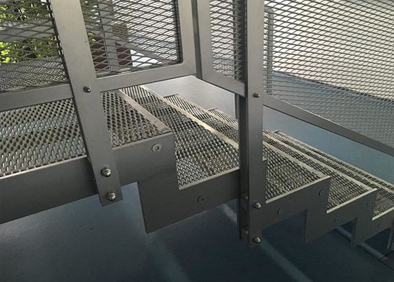 Acciaio inossidabile e grata ampliata d'acciaio galvanizzata del metallo per la camminata sicura o le pedate