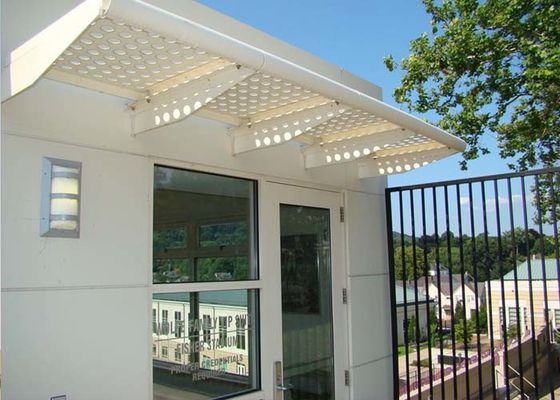 Pannelli perforati del parasole del metallo estetico ed arieggiato per il sistema di controllo architettonico di Sun