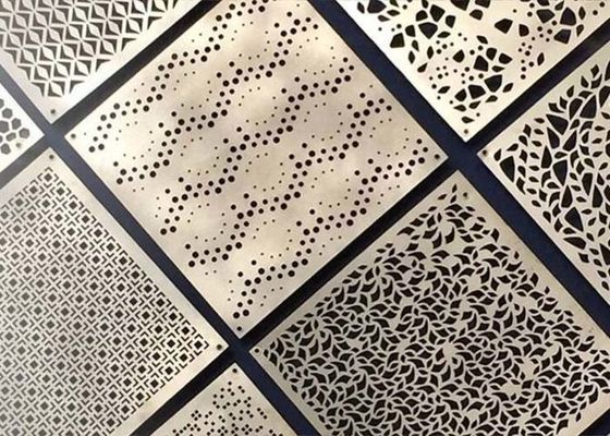 Laser che taglia i pannelli perforati del metallo con i modelli contemporanei del abd creativo