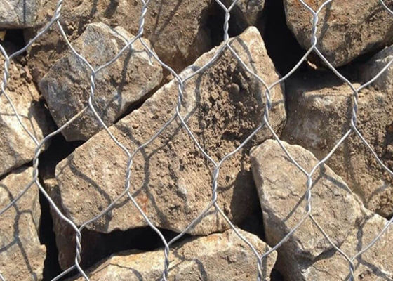 Gabion Basket Hexagonal Woven Wire Mesh Per il carico di pietra Per la protezione delle pendici della banca Pavimentazione stradale