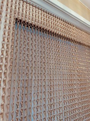 Flessibile resistente alla ruggine variabile area aperta di alluminio catena fly screen per una migliore efficienza energetica