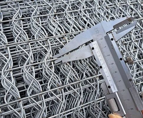 Anti-corrosione della rete di gasdotti di maglia rinforzata Durabilità 8 o 10 linee di filo quantità lunga durata di vita
