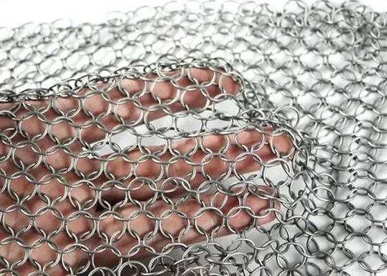 Tenda in maglia di acciaio inossidabile saldata, diametro filo 2,5 mm, rete decorativa per facciate architettoniche per rivestimenti esterni