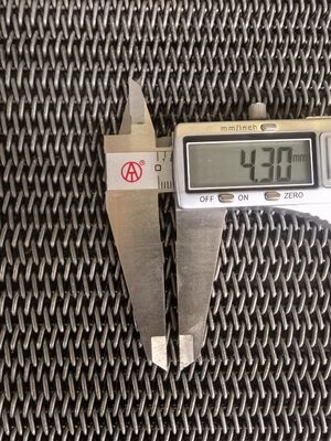 Cintura trasportatrice per carico metallico pesante tessuto bilanciato acciaio tenero 18A 1.6mm filo 5mm canna passo 4.3mm auto-tracciamento